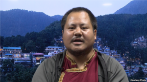 西藏僧人秘密证言:“再教育营”里酷刑、性虐待猖獗