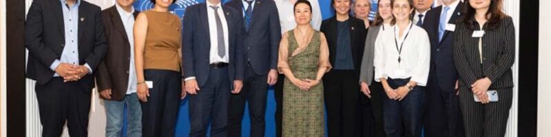 国际声援西藏运动提醒欧盟议员要认清中国在西藏的江河上建造的众多水电大坝的毁灭性影响